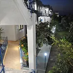 Maritime Отель 2*