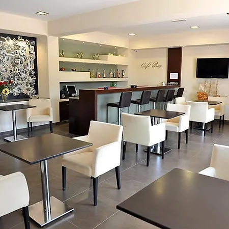 酒店 Maritime Kremastí