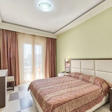 Maritime Hotel 2*